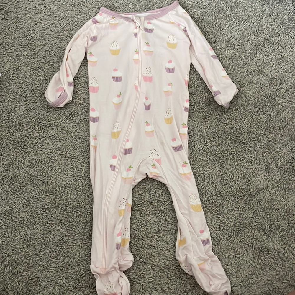 Bestaroo 3-6M Cupcake Footie